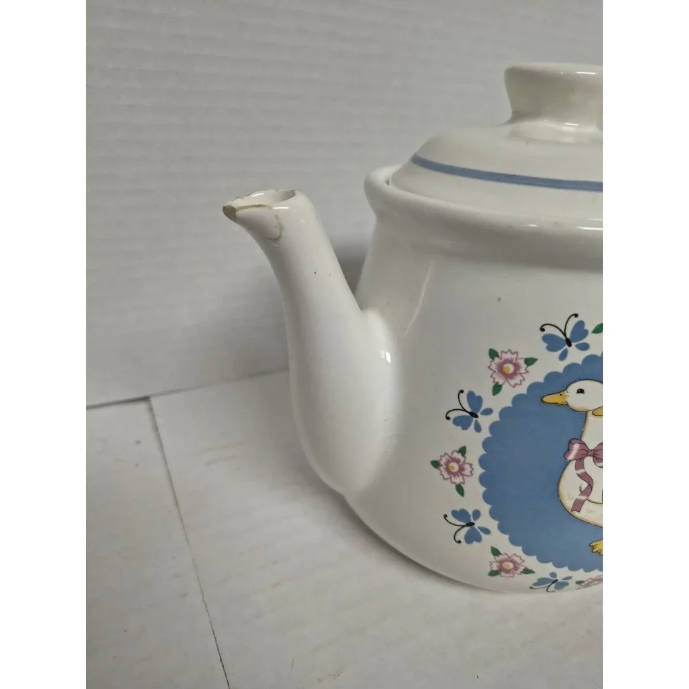 Cottage Core Hand Painted Hand Made Goose  End Table With Goose Accessories Vtg
